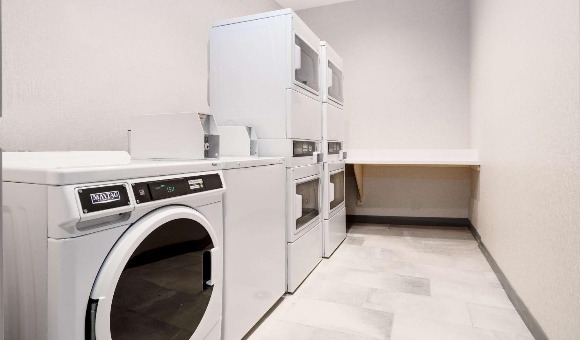 Hampton Inn Riverside March Air Force Base, Ca Екстер'єр фото